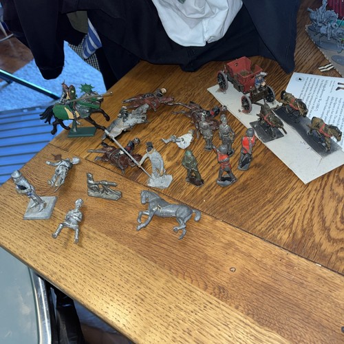 Vintage lead metal cast - cast, toy
