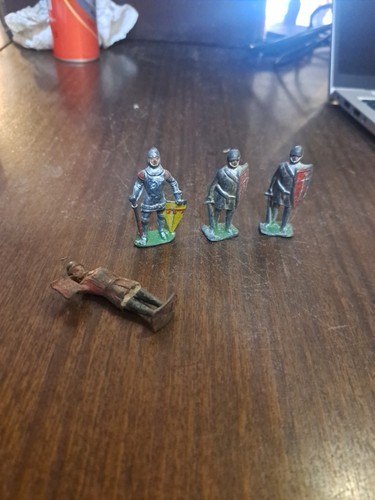 Set vintage painted lead - of,
