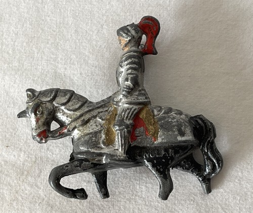 Broken vintage lead - lead, britains