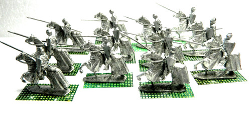 X28mm lead medieval - 12, knights